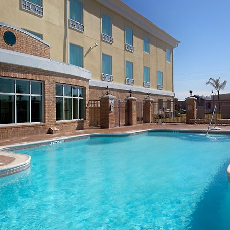 Holiday Inn Express Pearland, An Ihg Hotel Exterior photo