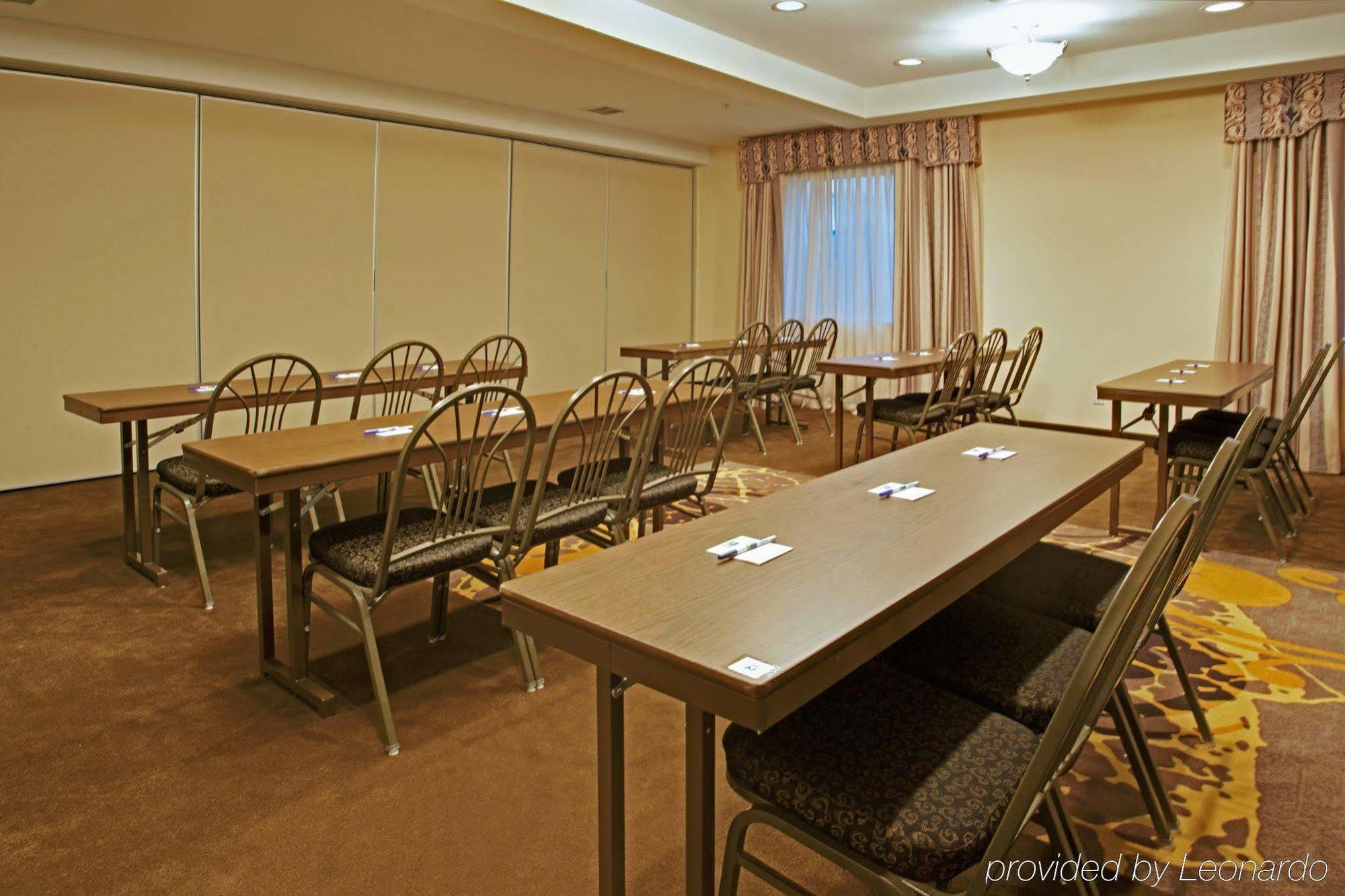 Holiday Inn Express Pearland, An Ihg Hotel Facilities photo